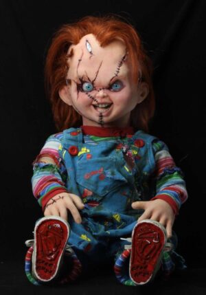 REPLICA NECA CHUCKY ESCALA 11