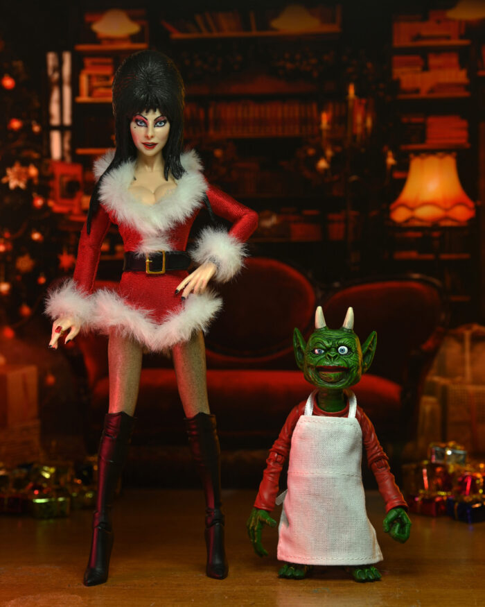 NECA DELUXE SCARY XMAS ELVIRA SCALE CLOTHED FIG. 20 CM ELVIRA 1