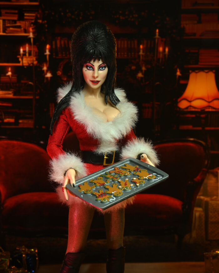 NECA DELUXE SCARY XMAS ELVIRA SCALE CLOTHED FIG. 20 CM ELVIRA - Imagen 3