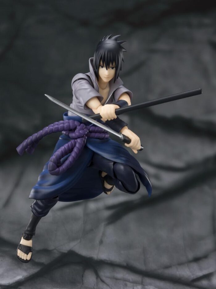 SH FIGUARTS SASUKE UCHIHA HE WHO BEARS ALL HATRED NARUTO SHIPPUDEN 14 CM 1