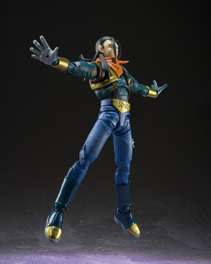 SH FIGUARTS SUPER ANDROID 17 DRAGON BALL GT COLLECTORS SHOP 15 CM 4