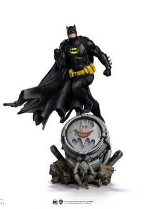 BATMAN DELUXE (BLACK VERSION EXCLUSIVE) DC COMICS ESTATUA 110 BDS ART SCALE IRON STUDIOS