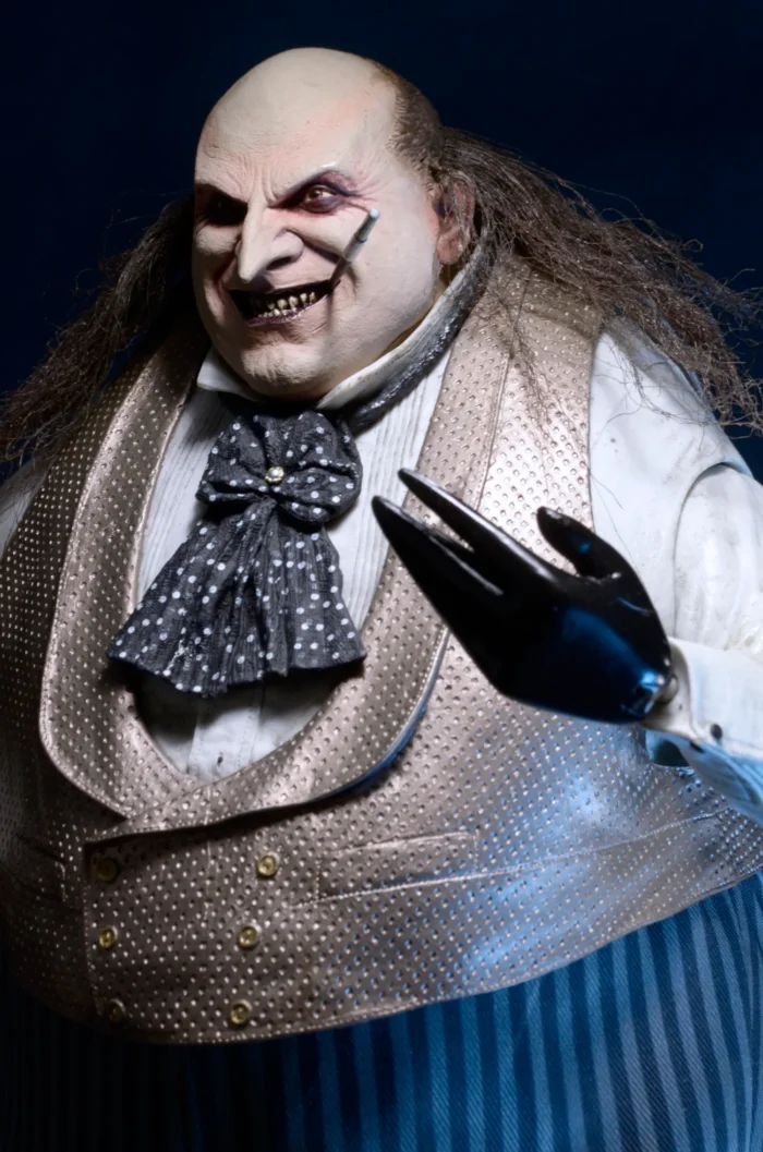 PENGUIN DANNY DEVITO VERSION SCALE ACTION BATMAN RETURNS NECA - Imagen 9