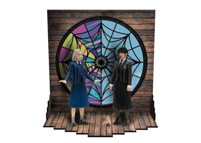 WEDNESDAY & ENID SET 2 FIG. WEDNESDAY 5 POINTS MEZCO TOYZ