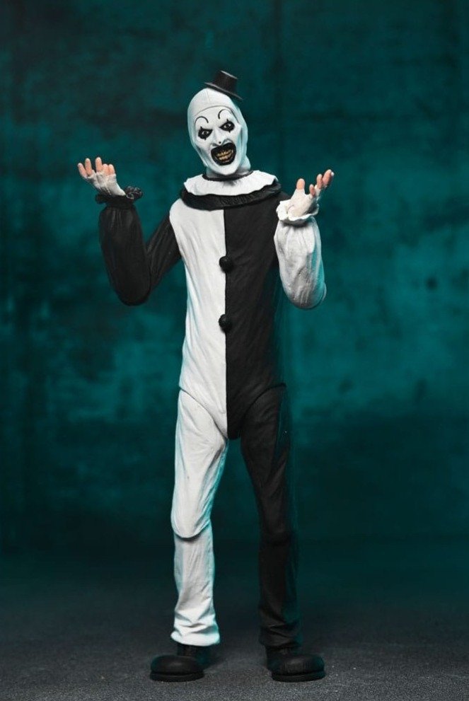 ULTIMATE ART THE CLOWN TERRIFIER NECA 4