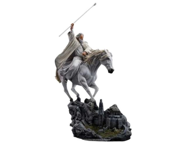El Señor De Los Anillos Gandalf El Blanco En Shadowfax Estatua Exclusiva CCXP 110 Iron Studios