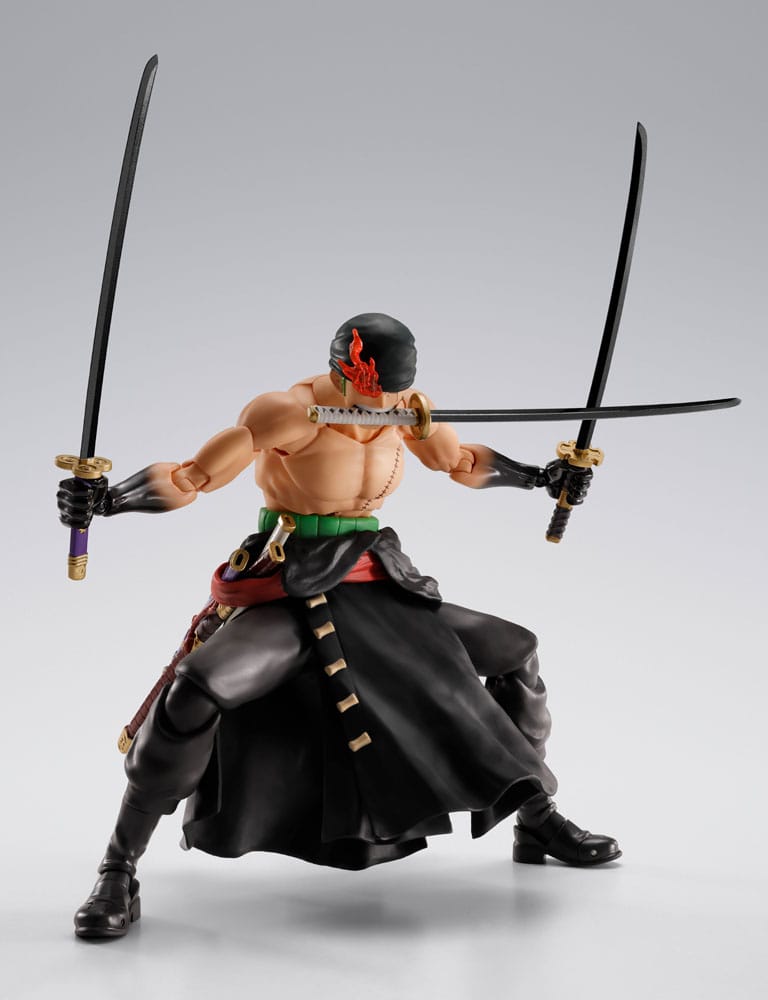 Roronoa Zoro The King Of Hell One Piece SH Figuarts 1