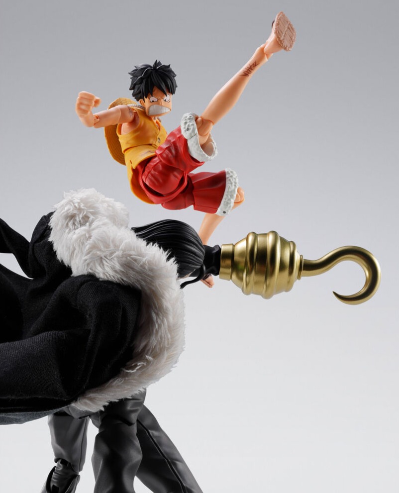 Sir Crocodile Marineford One Piece SH Figuarts Tamashii Nations 3
