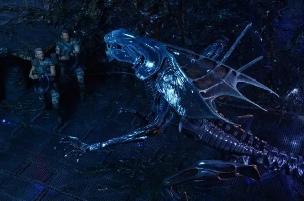 Aliens Xenomorph Queen Dlx Box Neca - Imagen 8