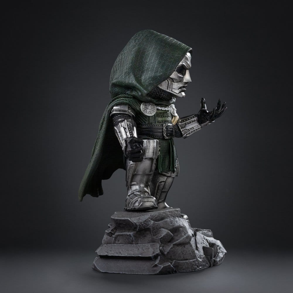 Avengers Doomsday MiniCo Estatua Doctor Doom 3