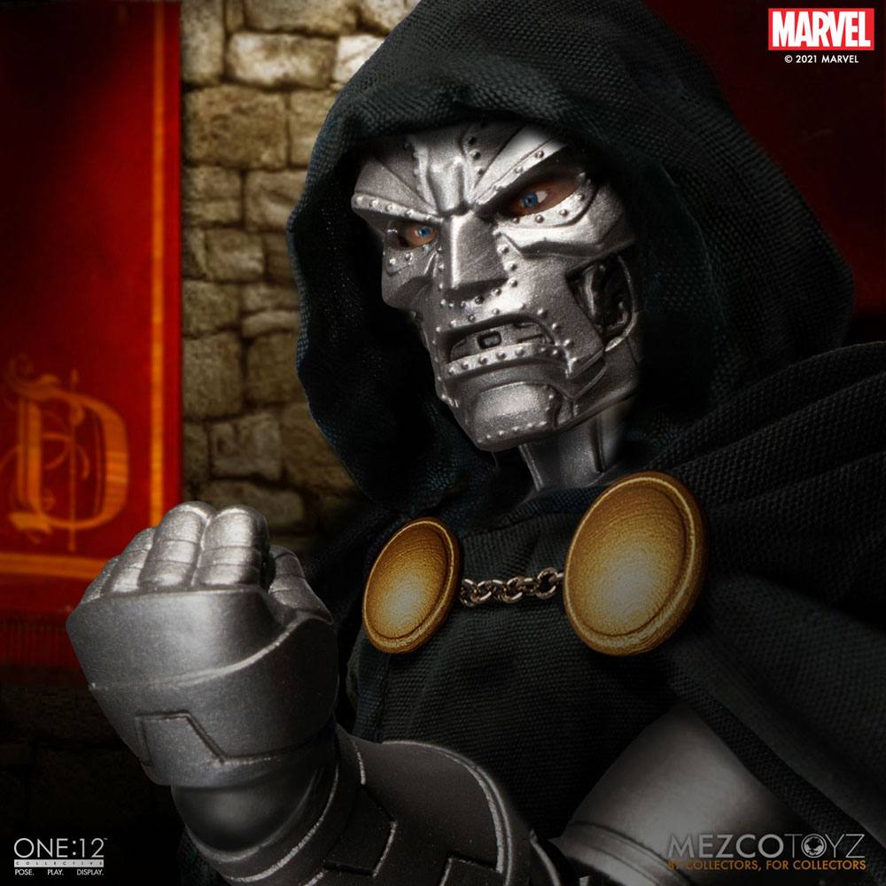 Doctor Doom 1/12 One12 Collective Marvel Mezco Toyz 17