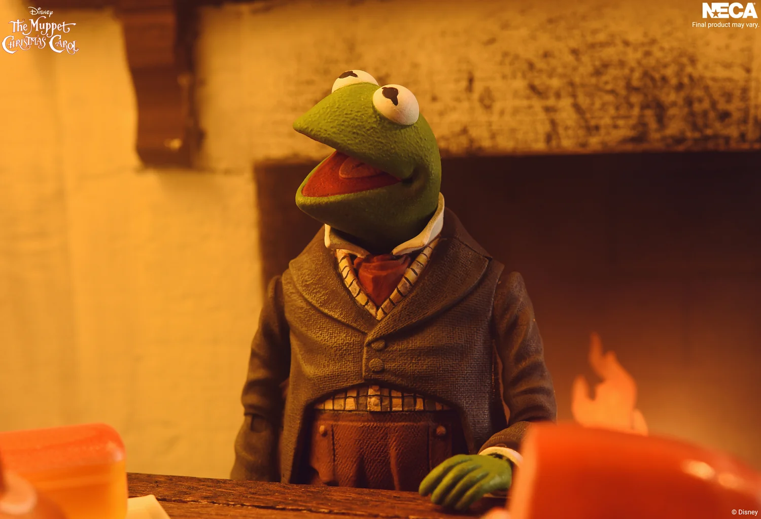 Ultimate Kermit as Bob Cratchit & Robin as Tiny Tim The Muppet Christmas Carol Neca 3