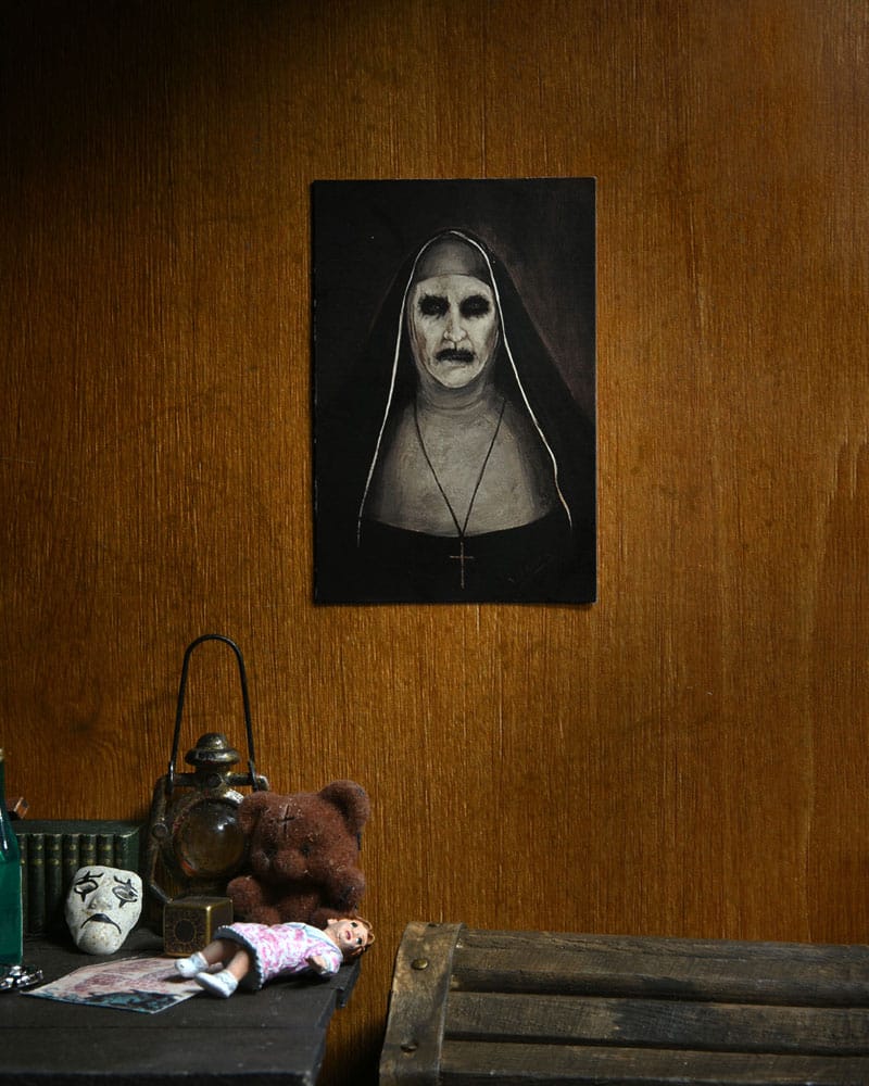 Ultimate The Nun (Valak) The Conjuring Universe Neca 9
