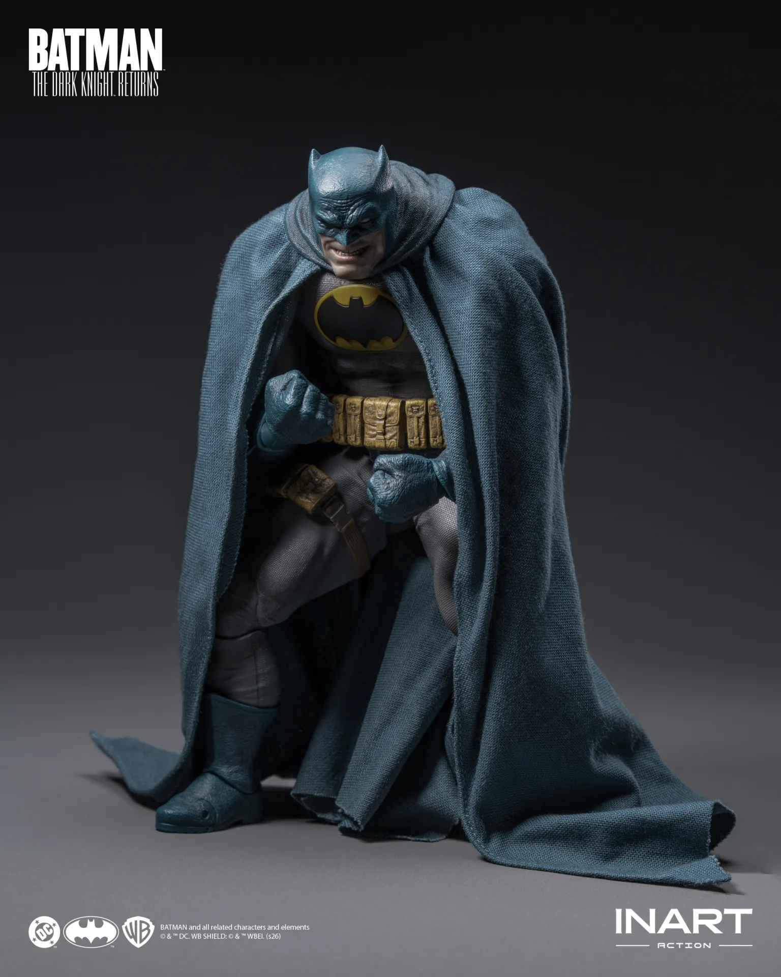 Batman The Dark Knight Returns (Blue Suit) 1/12 Inart 10